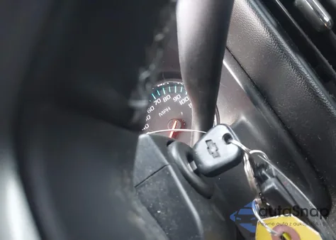 2017 Chevrolet Silverado 1500 1Lt z USA, uszkodzony, nr VIN 3GCUKREC0HG466926